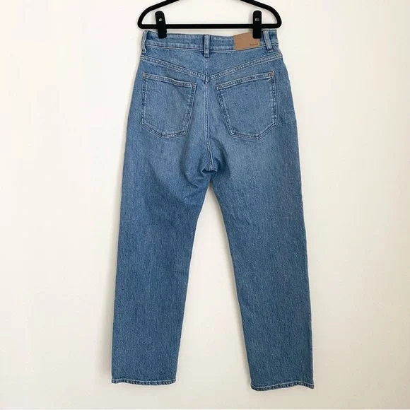 madewell - the curvy 90s straight jean high-rise fitted denim curve enhancing - Picture 5 of 7